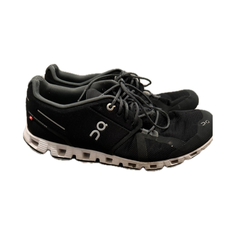 ON Cloud 5 Combo Swiss Engineering Athletic Running
Shoes Black Alloy Women's 10
